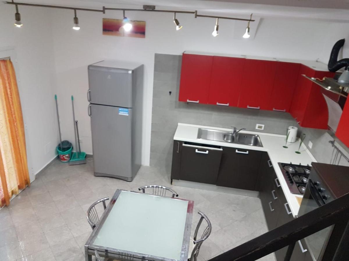 Apartmán Casa N 2 Con Parcheggio Privato E Colonnina Ricarica Livorno Exteriér fotografie